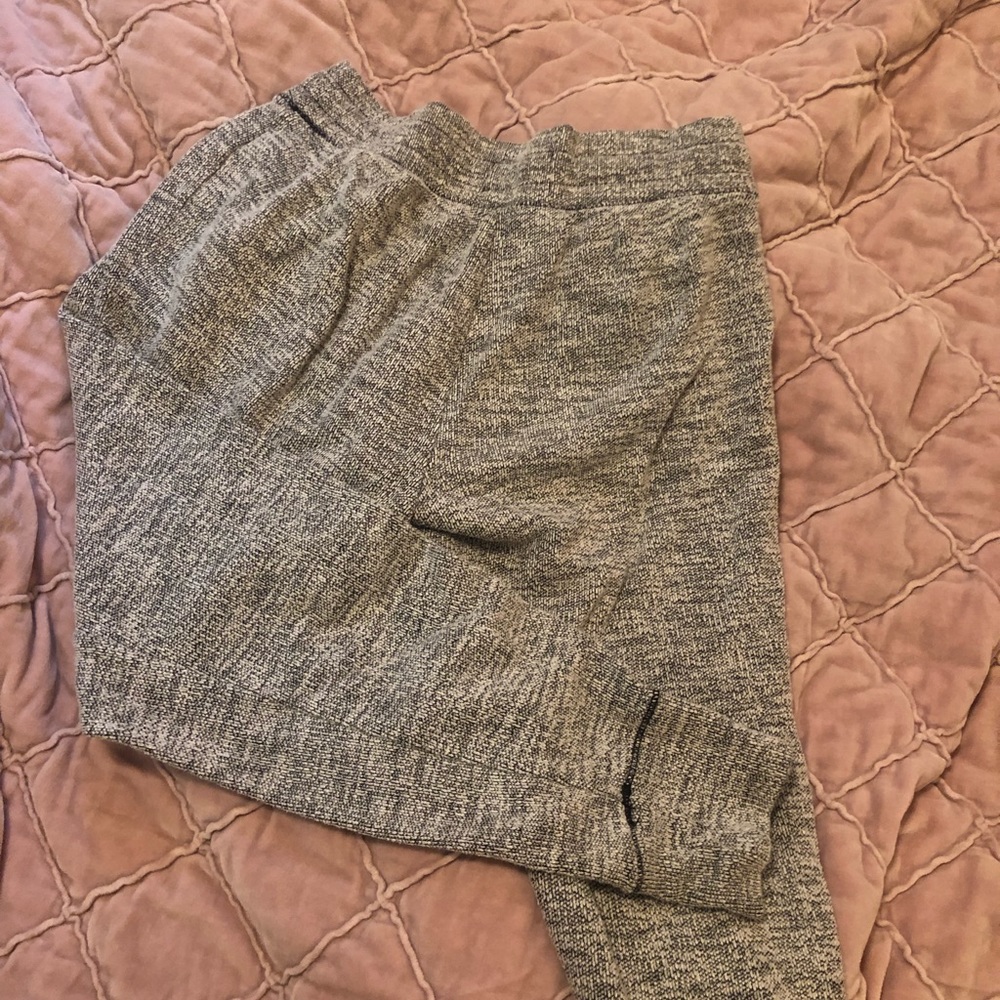Gray jogger - Picture 2 of 3